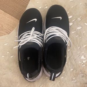 Custom Nike Air Presto.